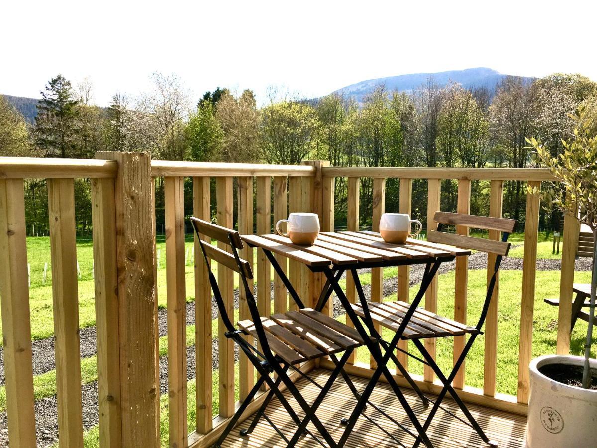 Rosemary Shepherds Hut, Clay Bank Huts Ingleby Greenhow Экстерьер фото