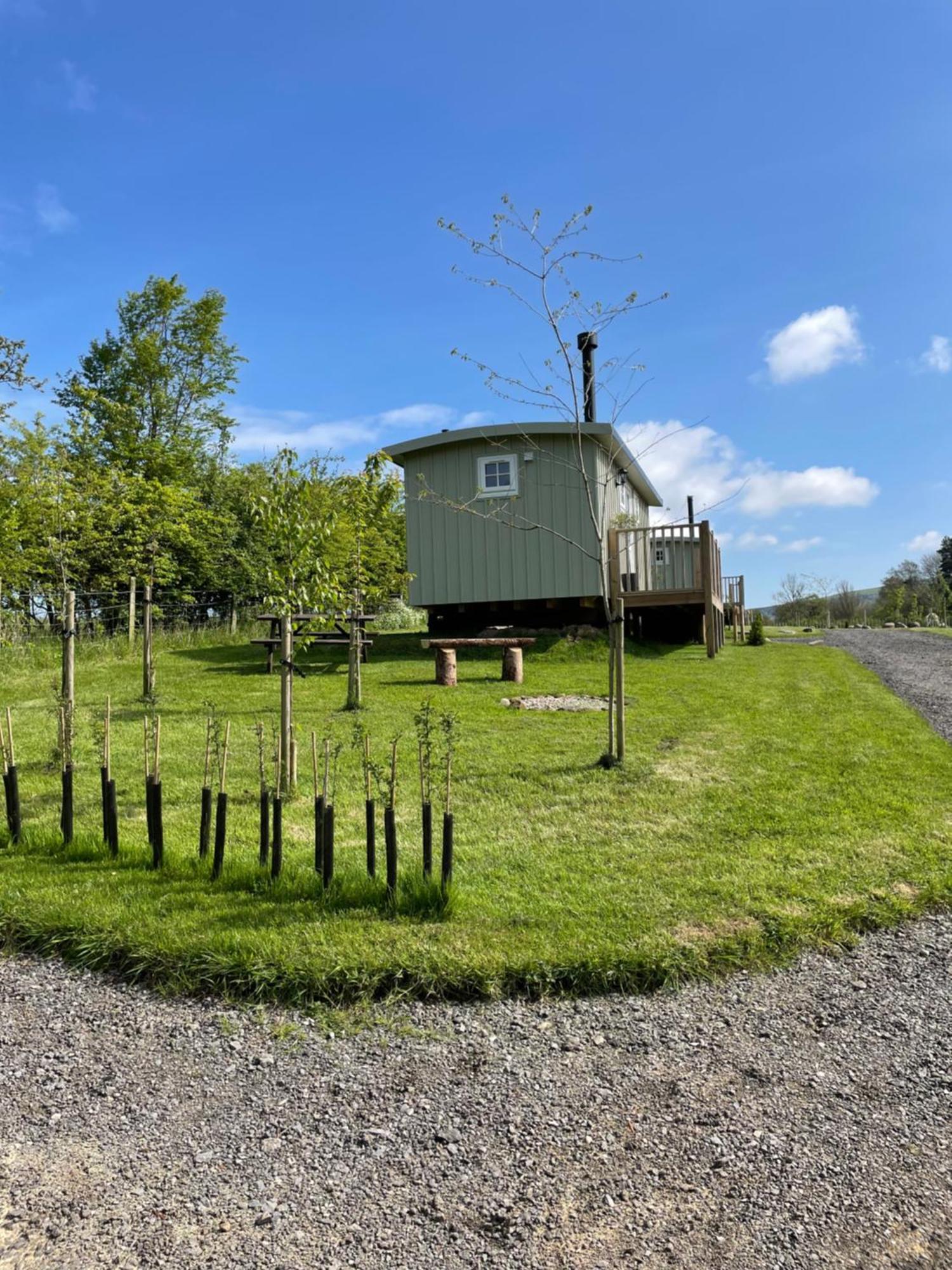 Rosemary Shepherds Hut, Clay Bank Huts Ingleby Greenhow Экстерьер фото